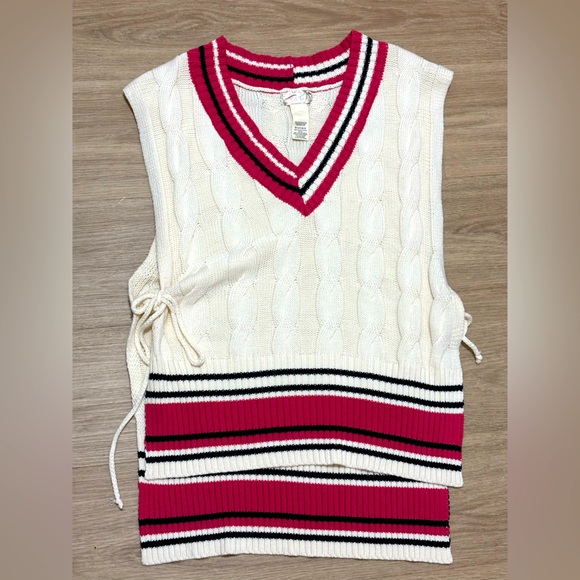 NWOT Free People Cream and Red varsity Striped v neck Sweater Vest - OS - Picture 1 of 5